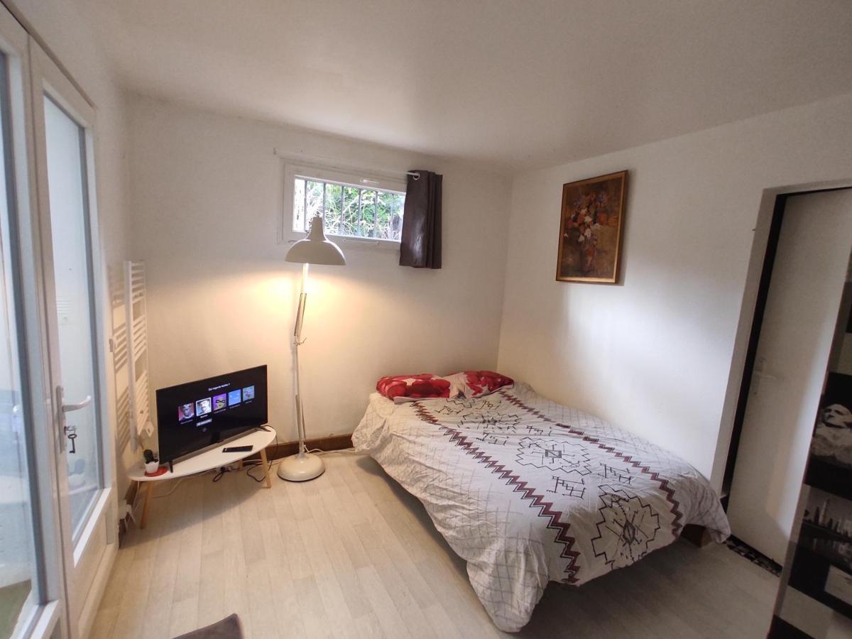 Studio Marjorie Indep. Dans Maison Particuliere Merignac  Luaran gambar
