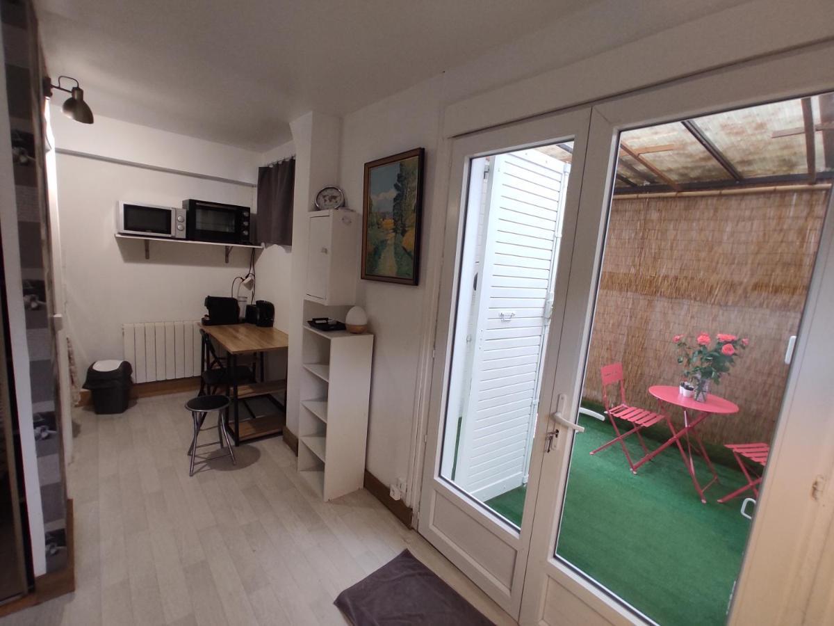 Studio Marjorie Indep. Dans Maison Particuliere Merignac  Luaran gambar